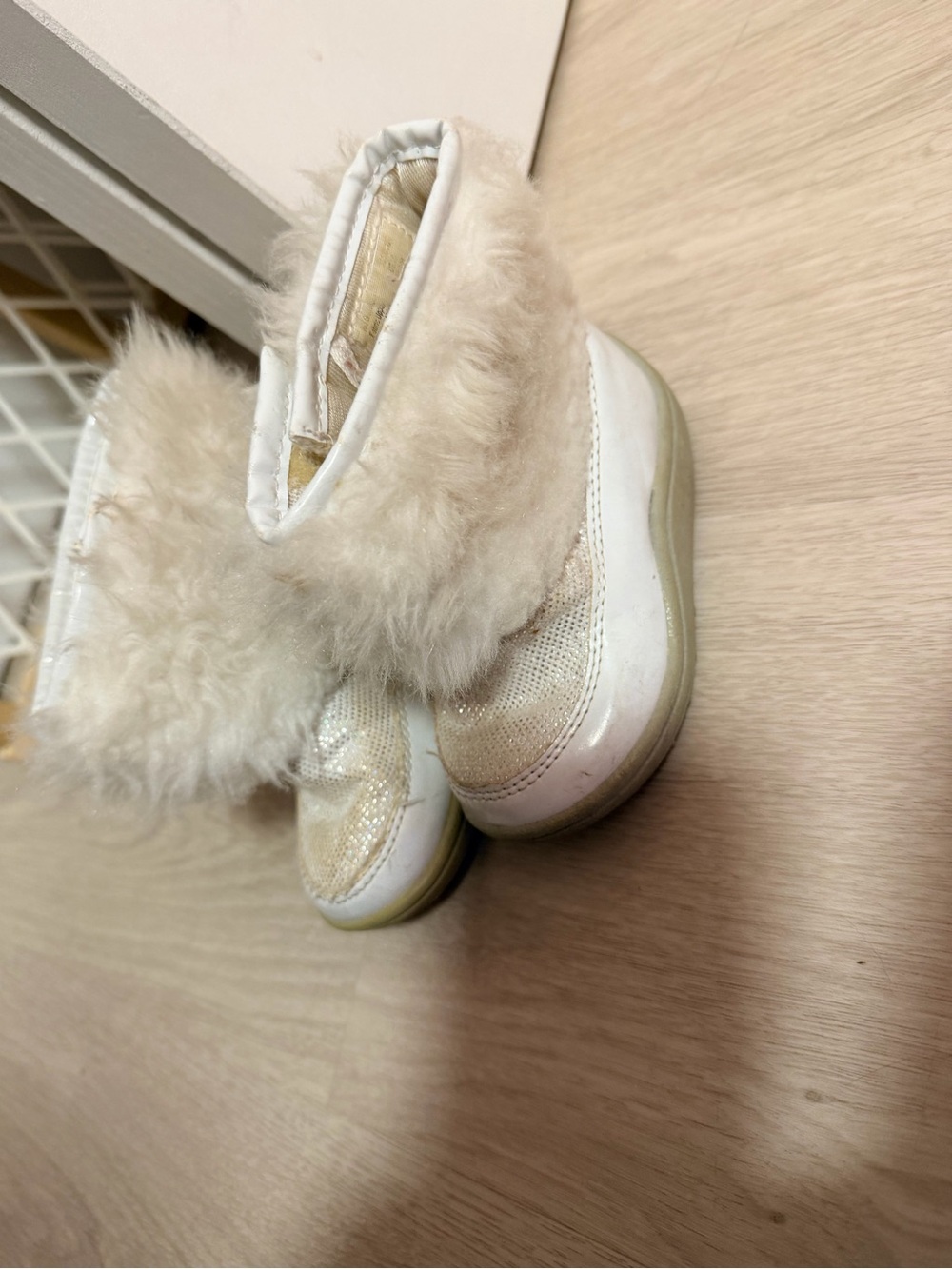 Kids White Faux-Fur Winter Booties shoe bundle of 3 5c and 1 6c